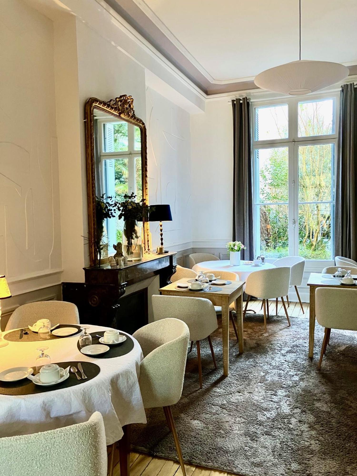 Hotel Val De Loire 투르 외부 사진
